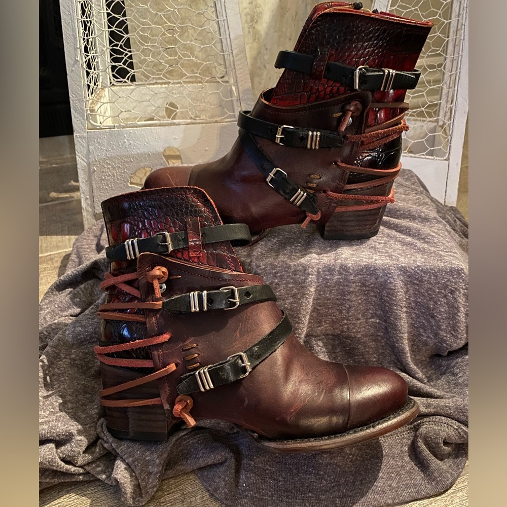 Freebird women’s boots